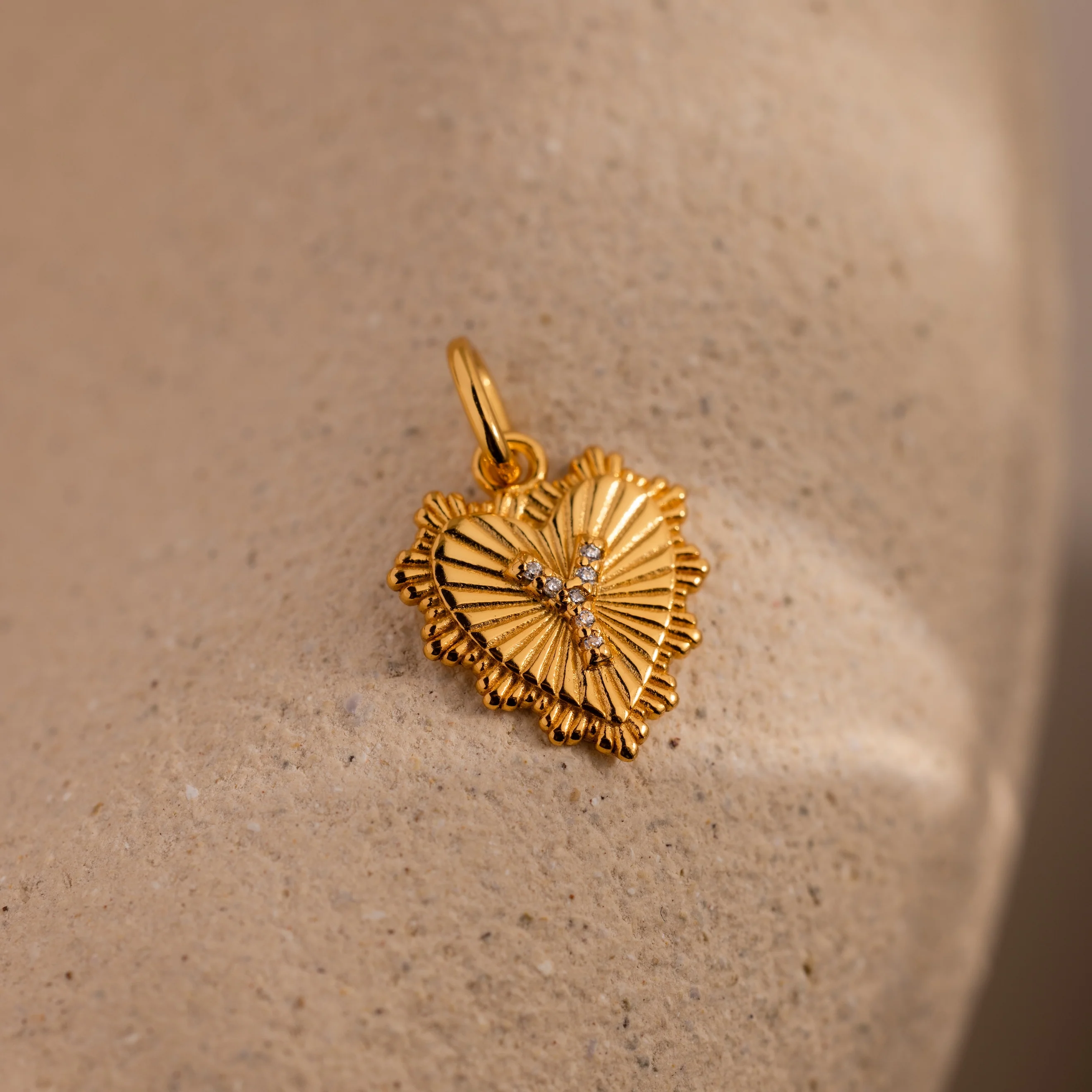 Ribbed Heart Pave Initial Charm - Image 32