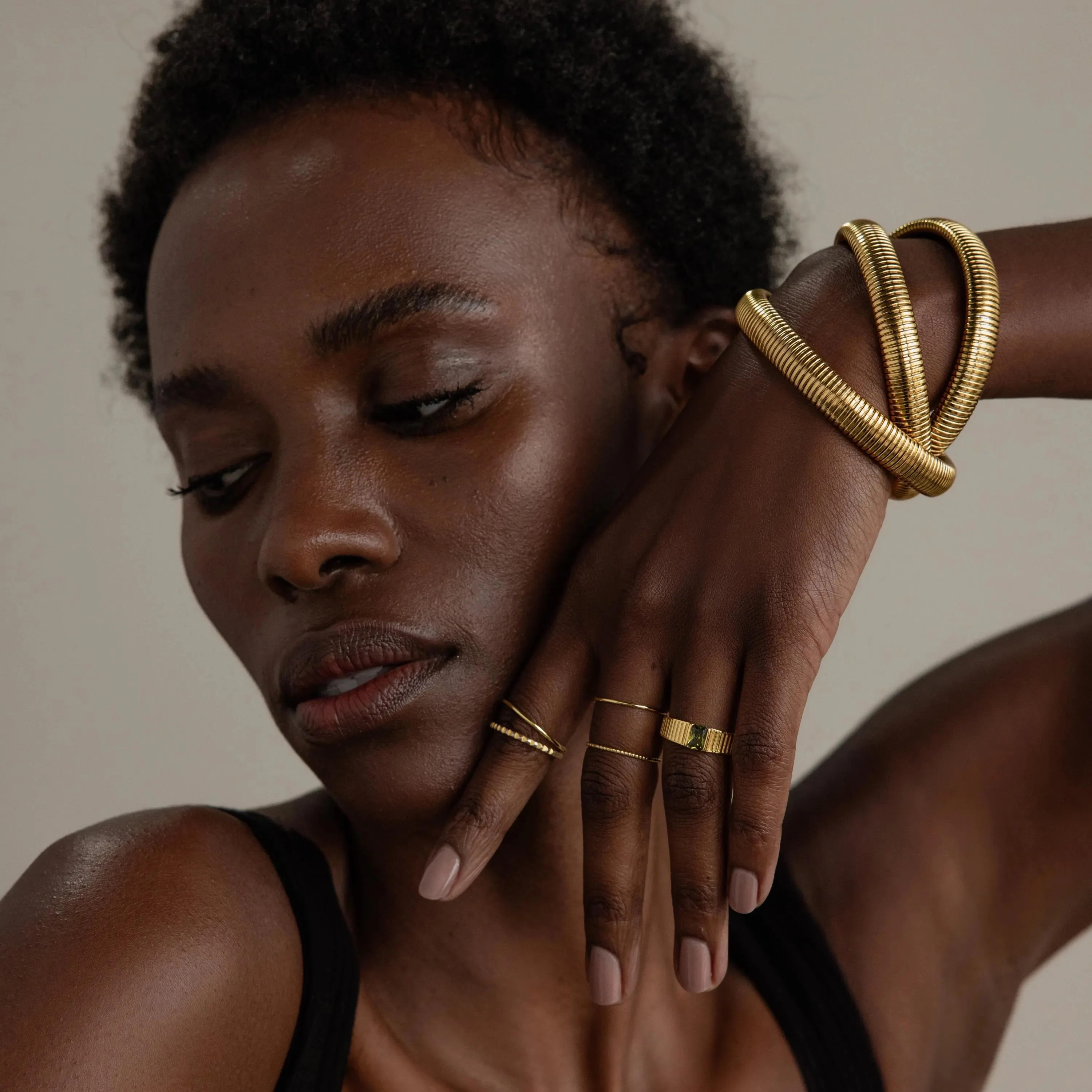 Ribbed Infinity Bangle - Image 6