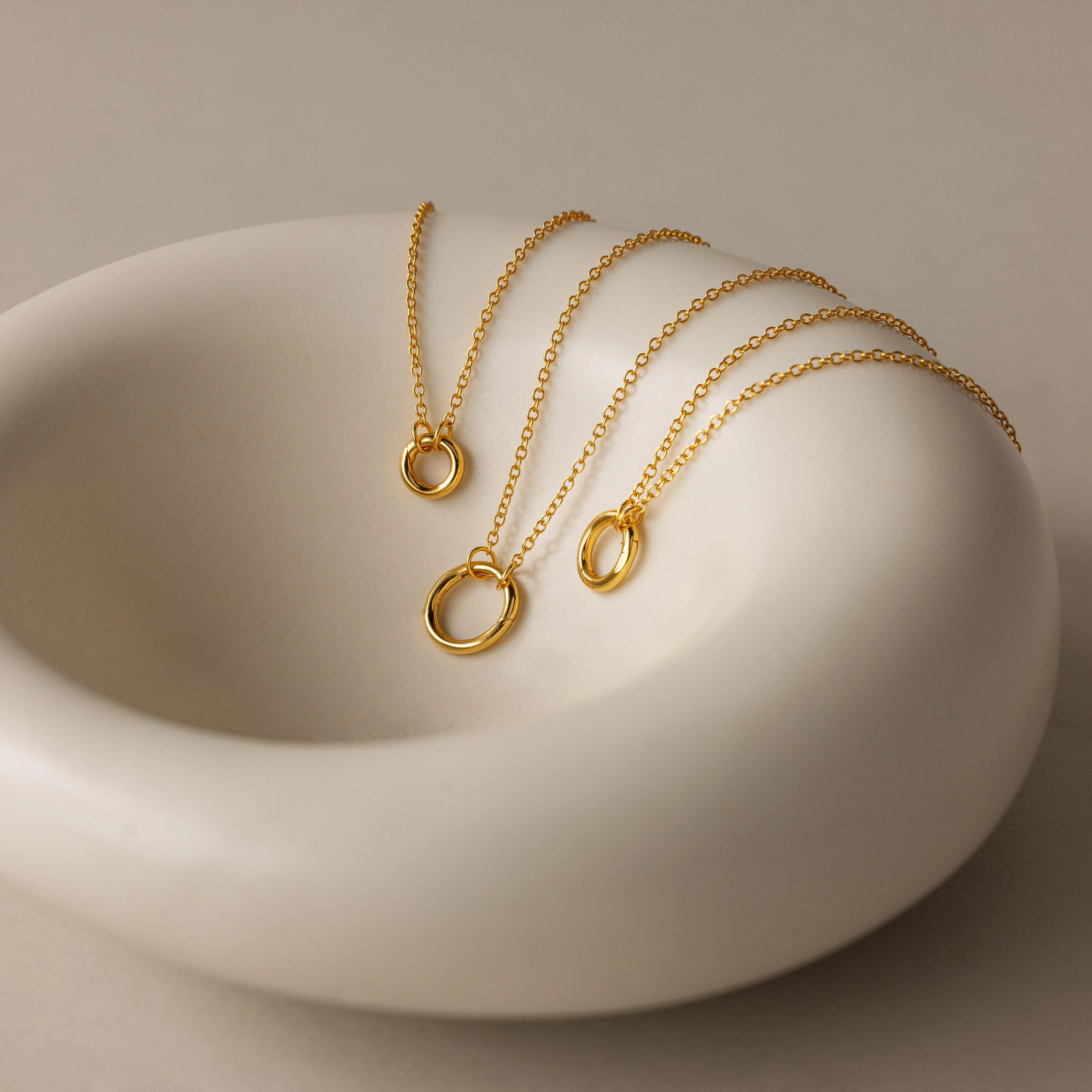 Round Carabiner Charm Set in 18K Gold - Image 3