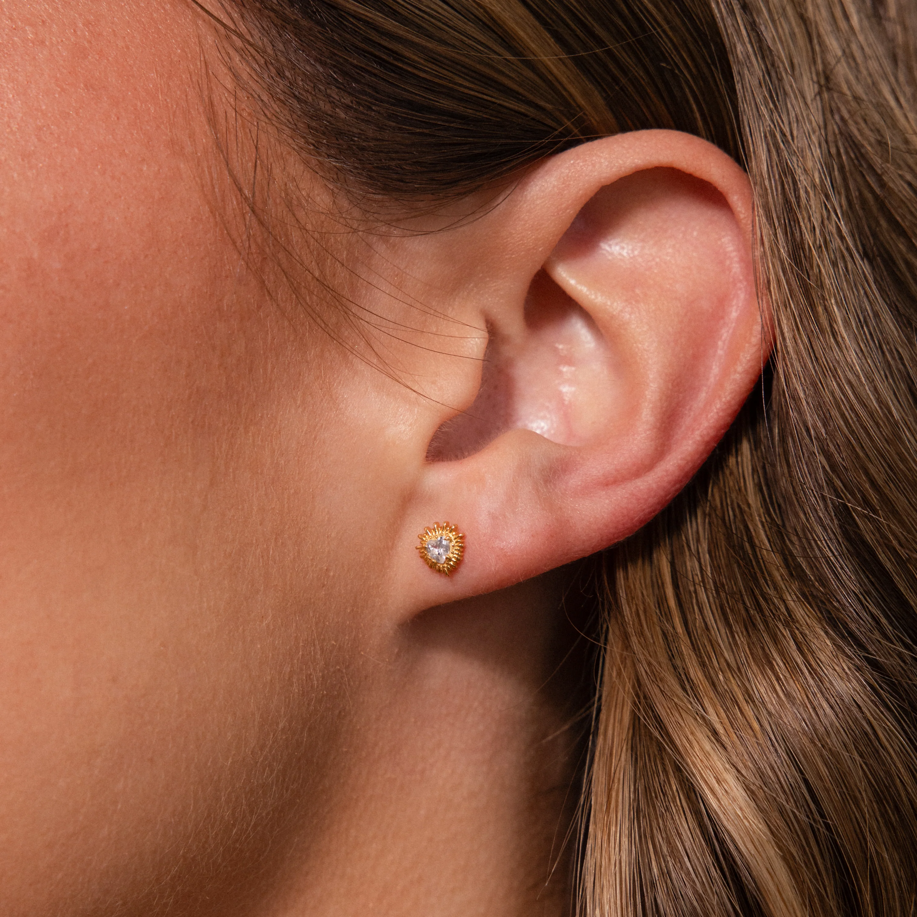 Sacred Heart Flatback Studs in 18K Gold - Image 2