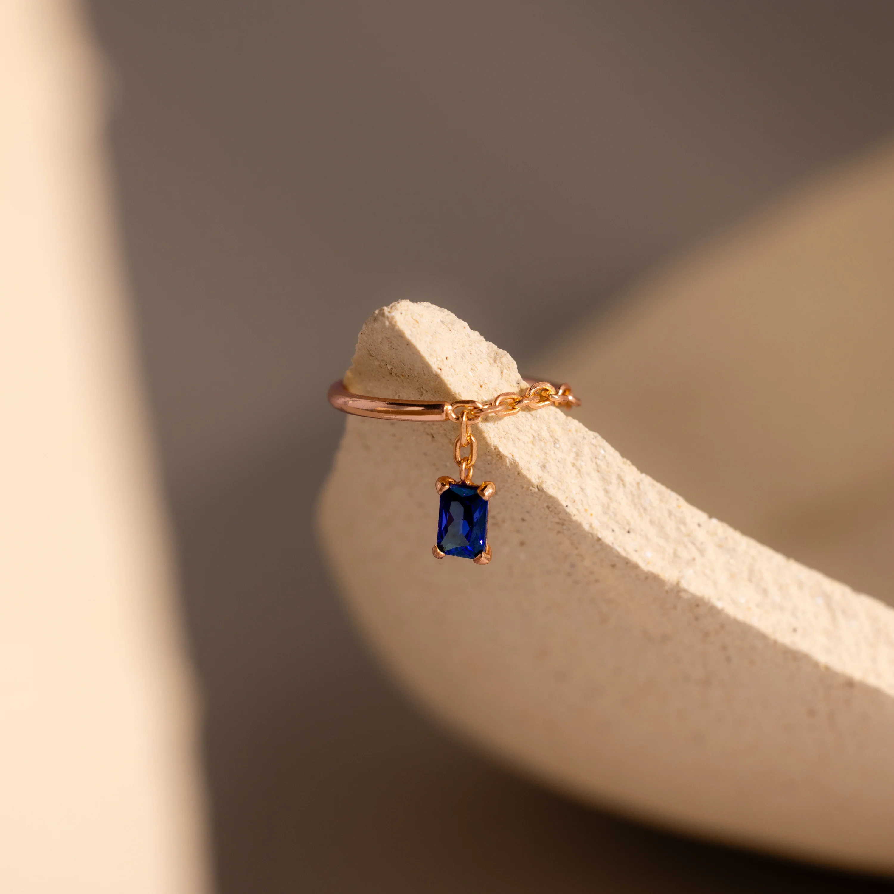 Sapphire Drop Chain Ring - Image 5