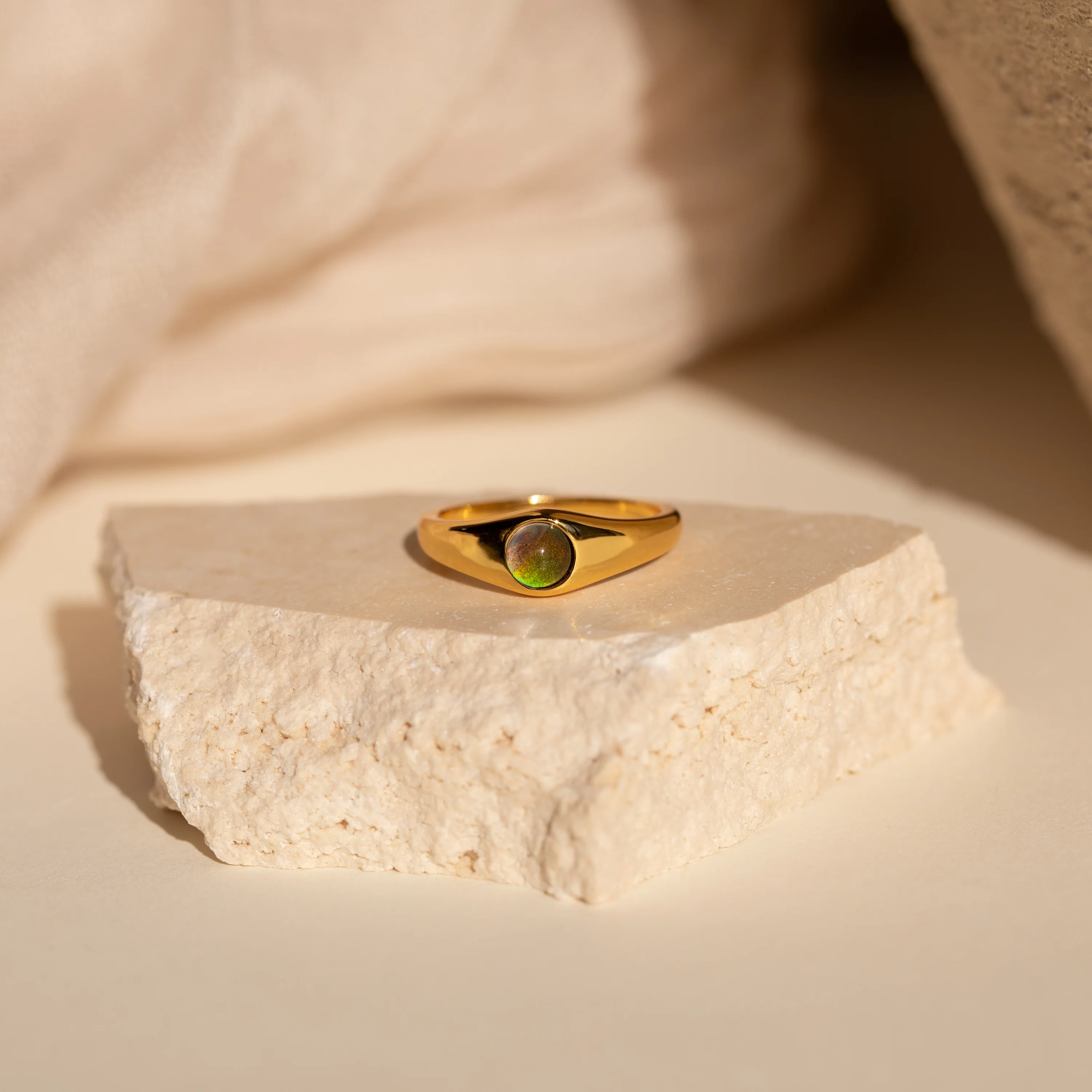 Signet Mood Ring - Image 5