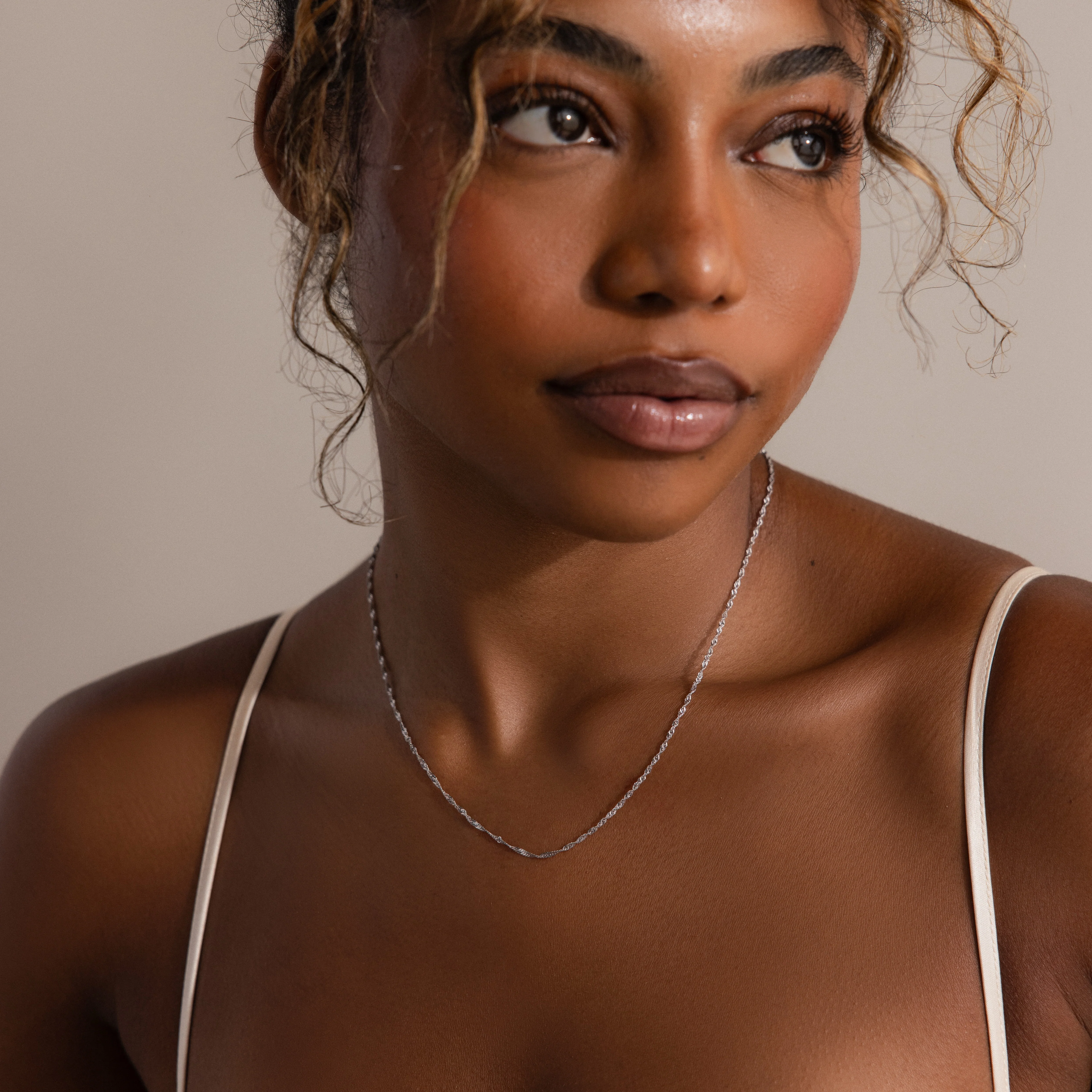 Singapore Twist Necklace in Silver - Image 4