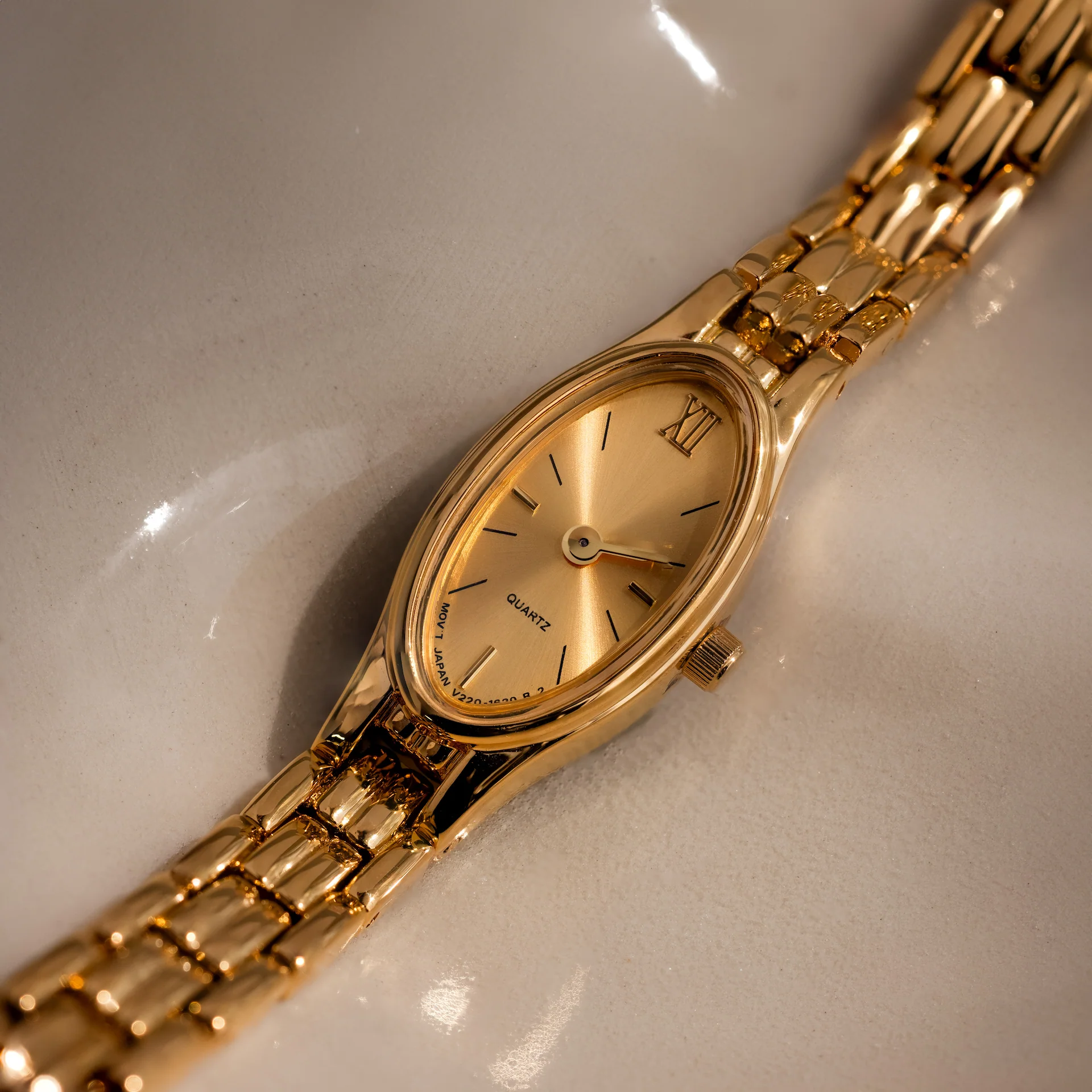 Slim Oval Timepiece - Image 6