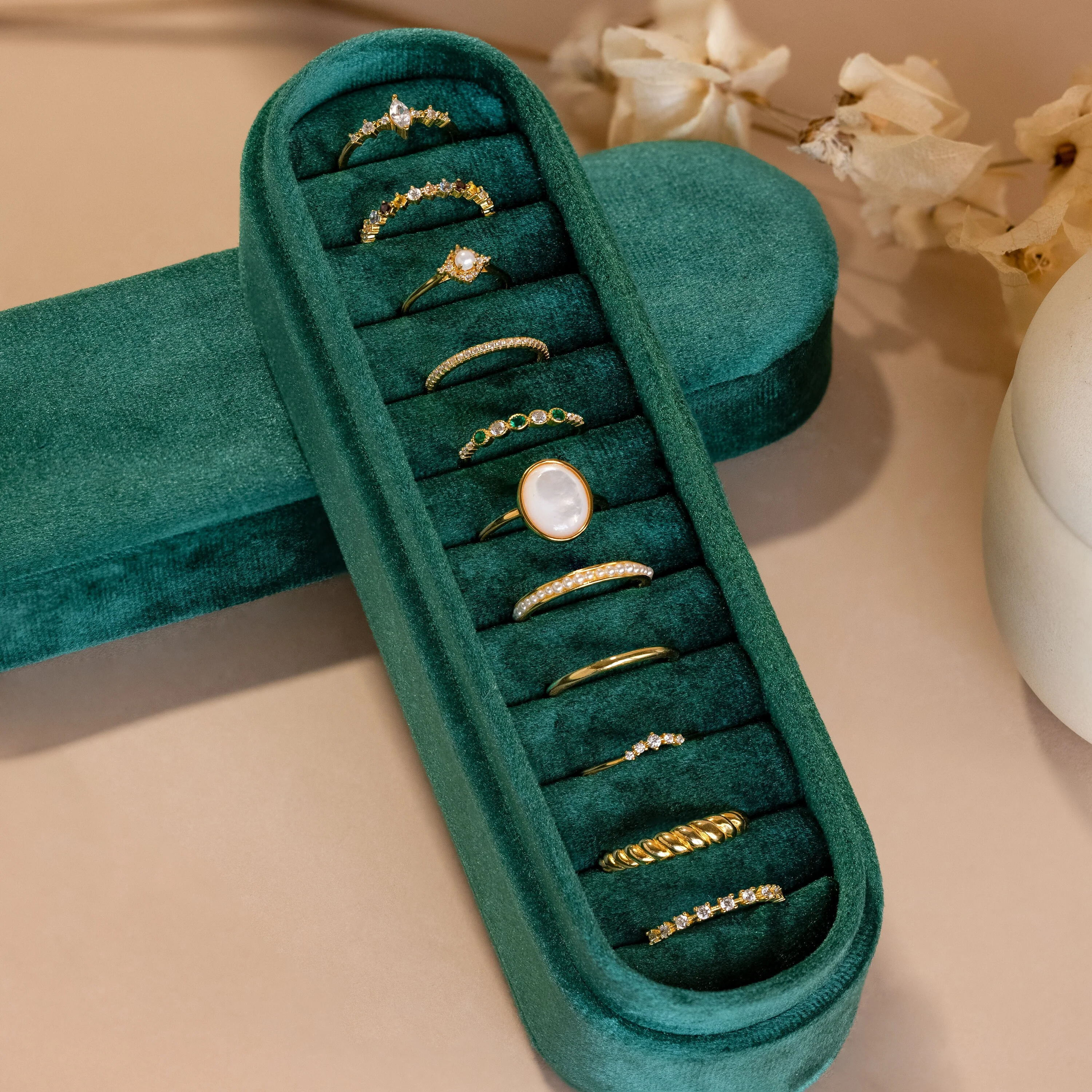 Slim Velvet Ring Box - Image 4