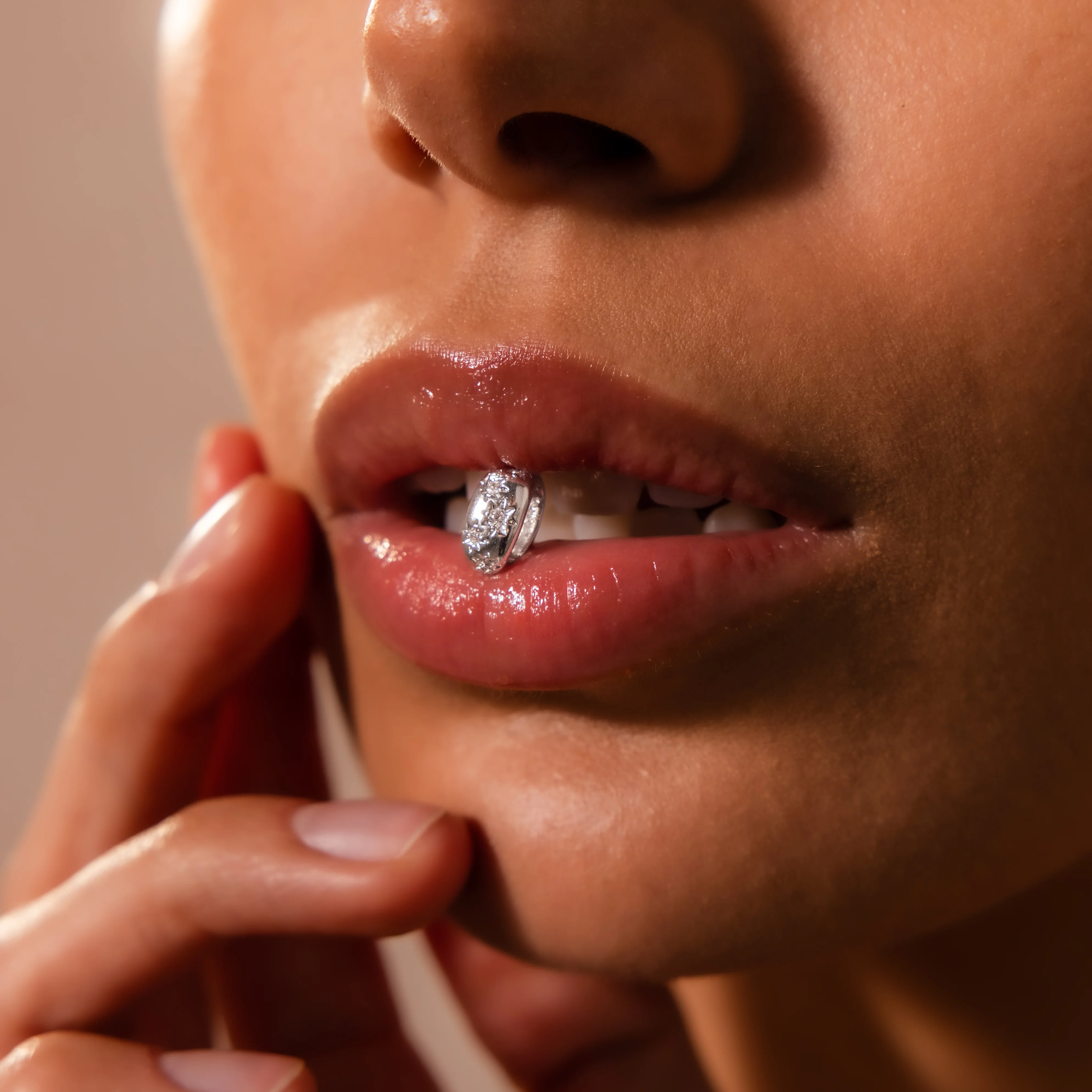 Sprinkle Diamond Dome Spacer Charm in Silver - Image 2