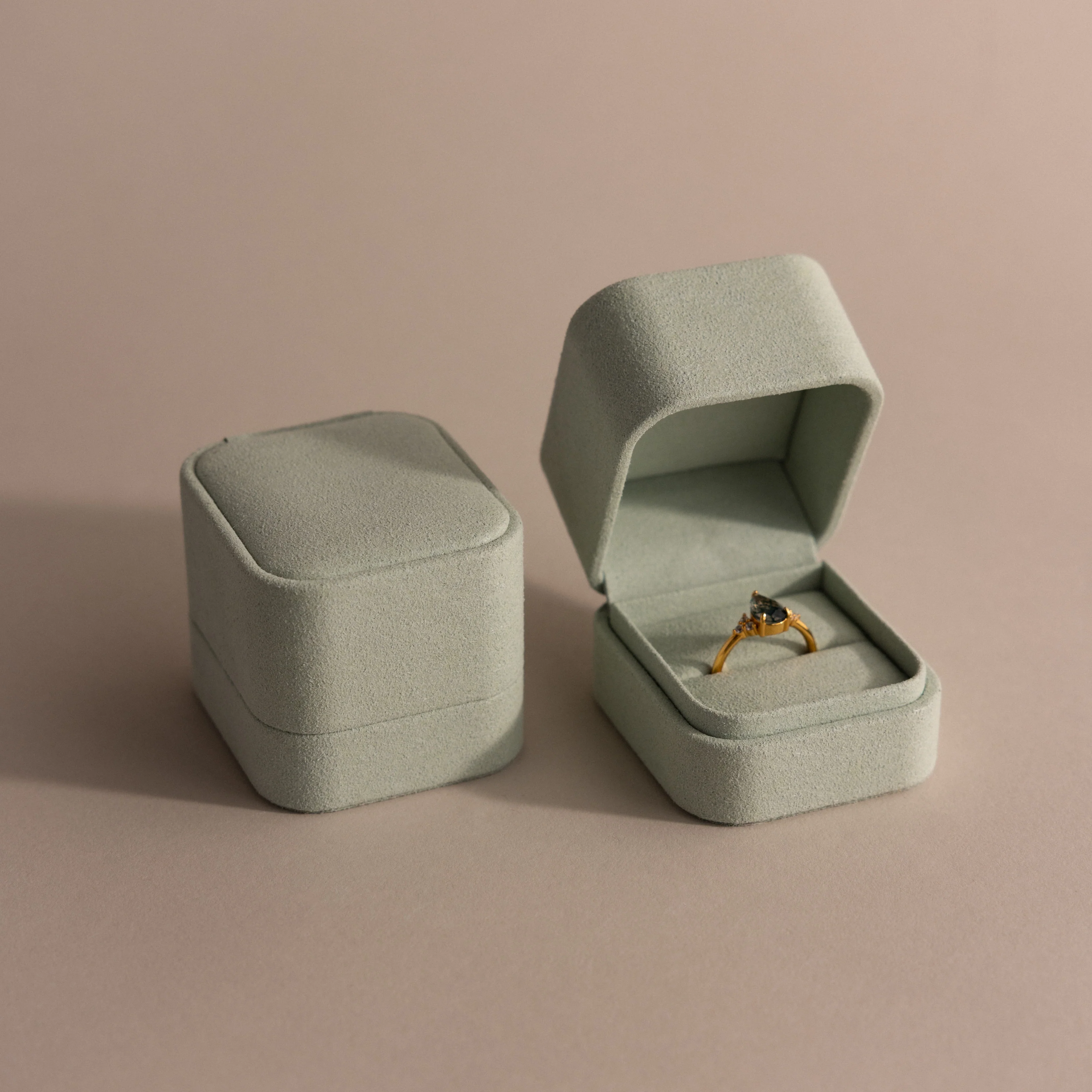 Green Suede Ring Box