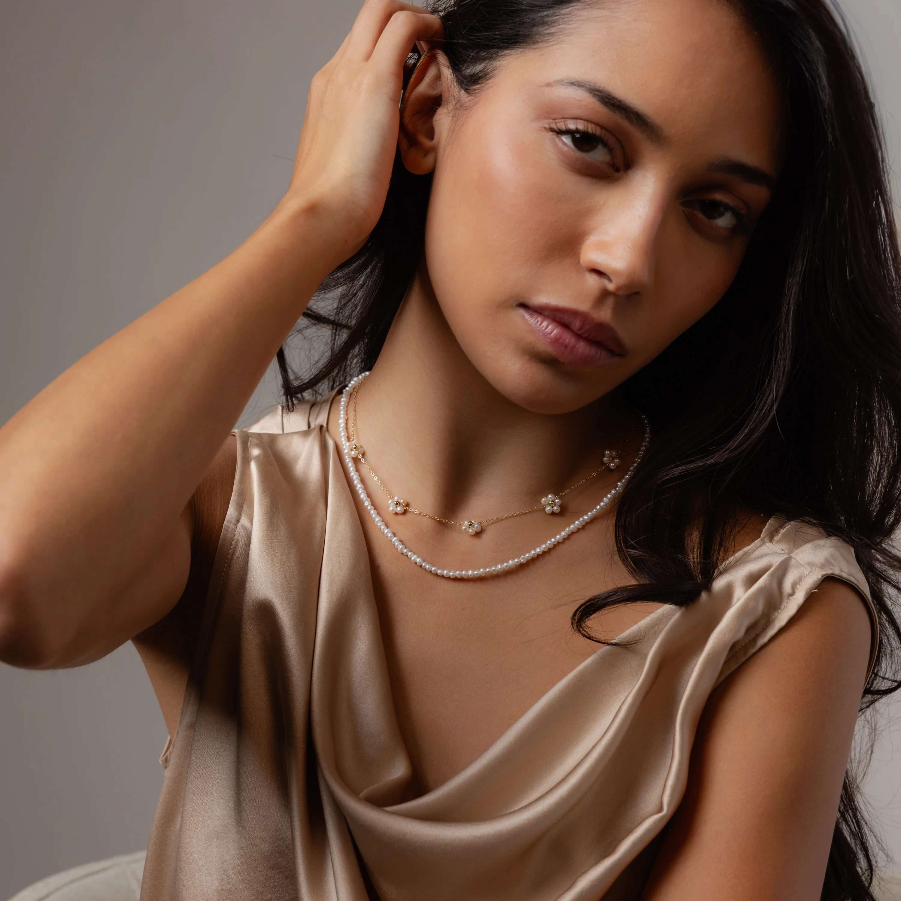 Summer Pearl Beaded Necklace in 18K Gold - Image 8