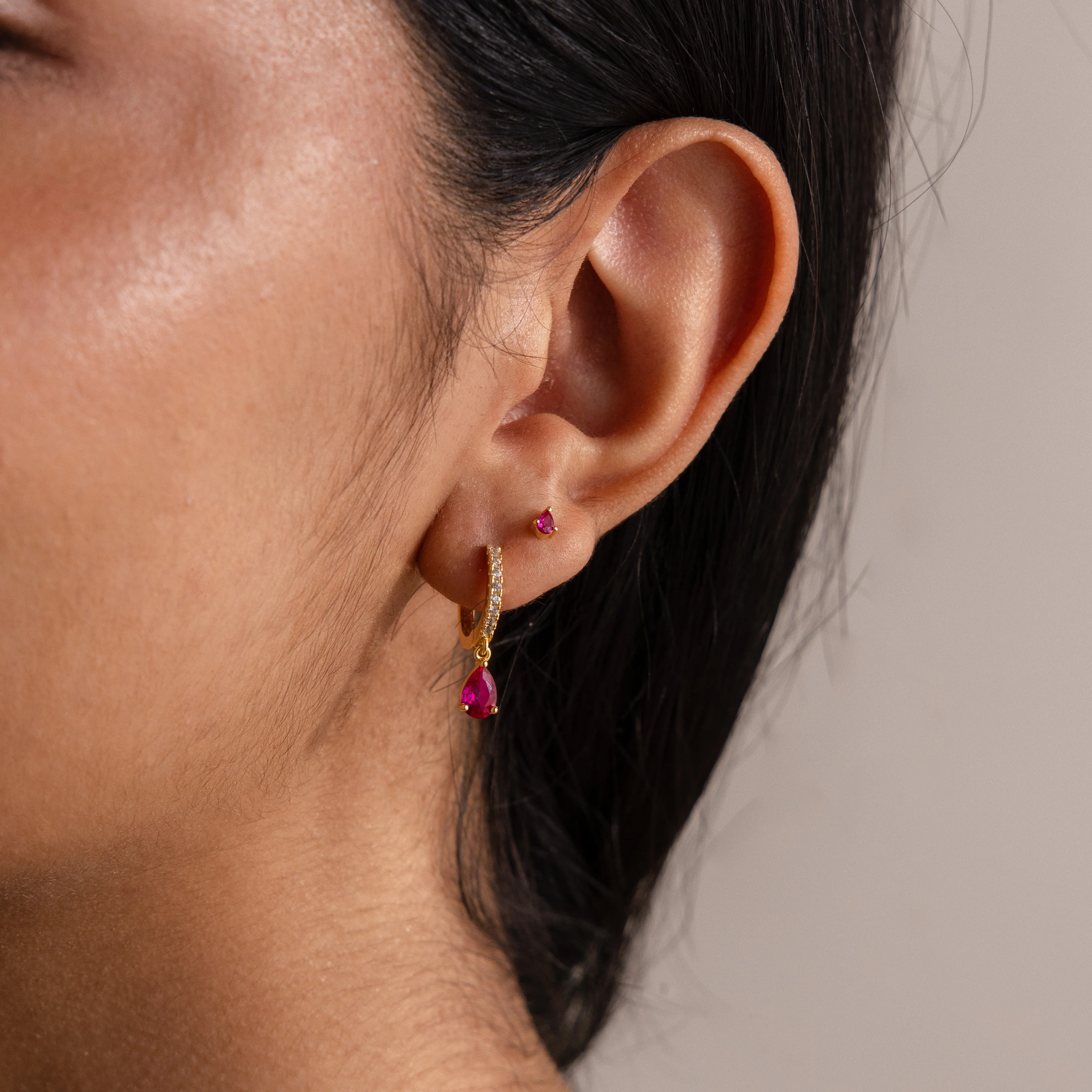 Teardrop Ruby Flatback Studs - Image 6