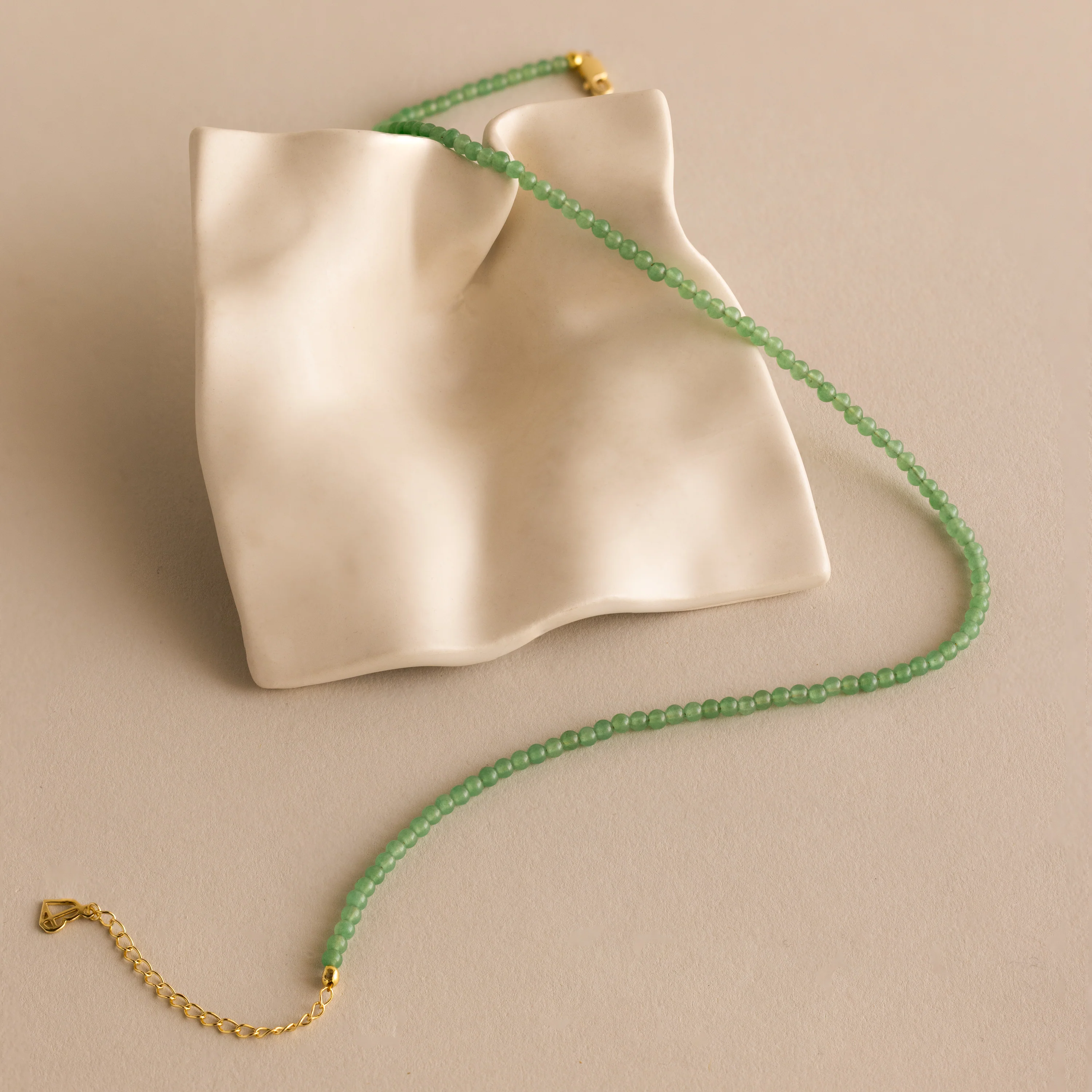 Tiny Aventurine Choker Necklace in 18K Gold - Image 3