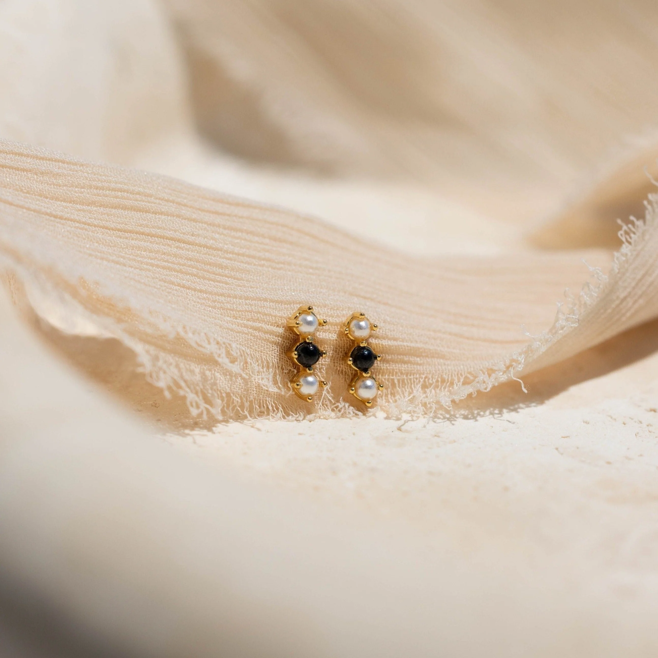 Tiny Onyx Pearl Bar Studs - Image 2
