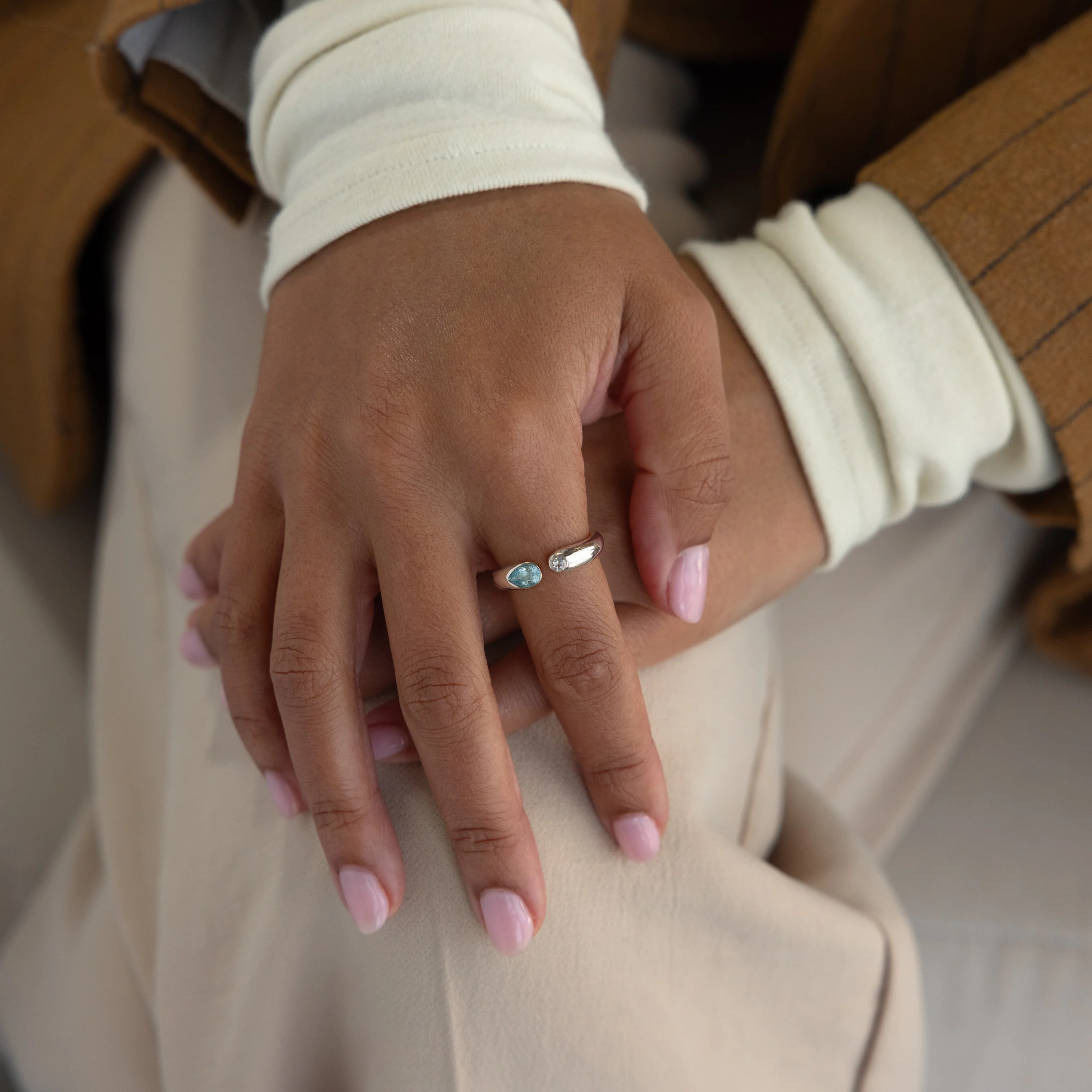 Toi et Moi Birthstone Signet Ring - Image 4