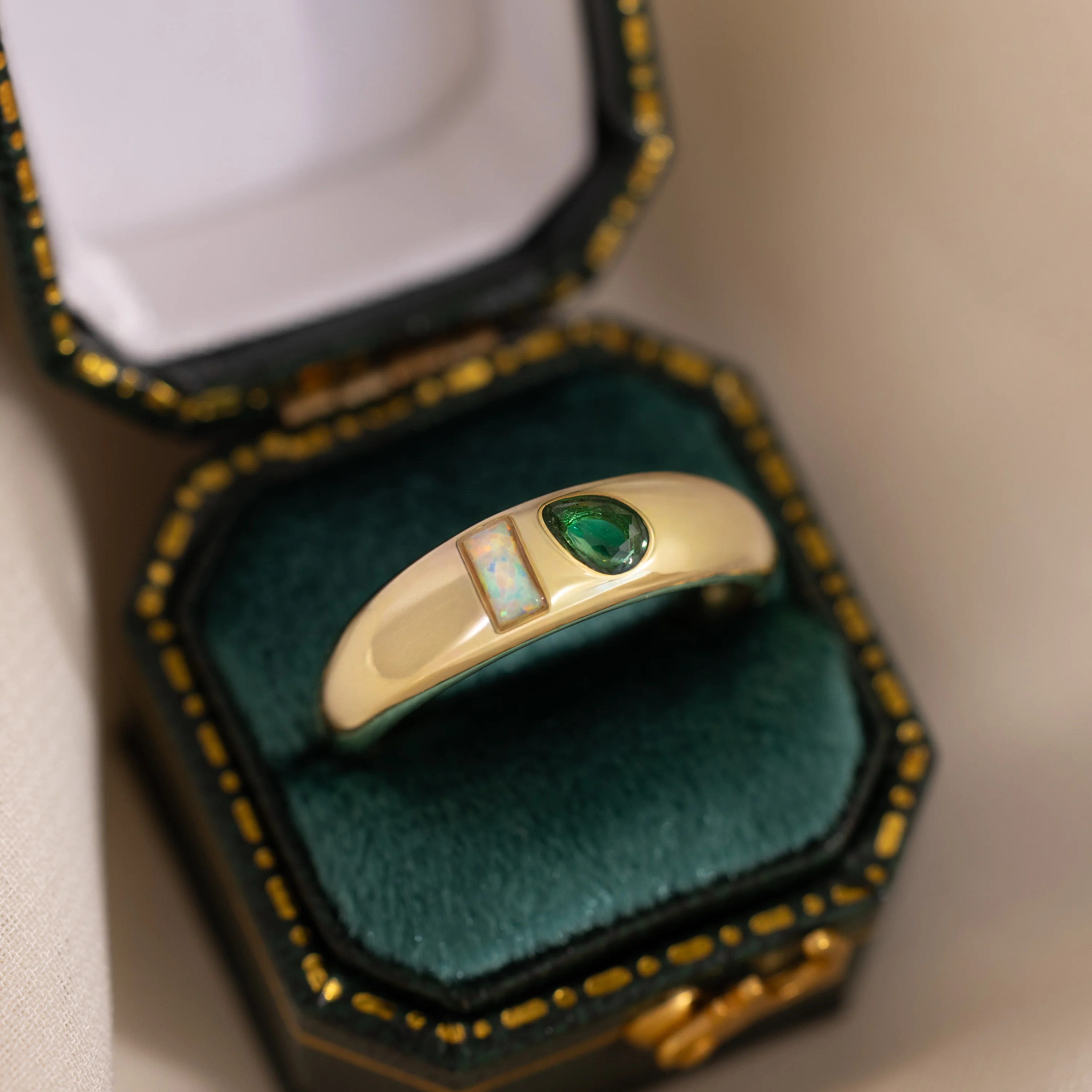 Toi et Moi Dome Ring in 18K Gold - Image 5