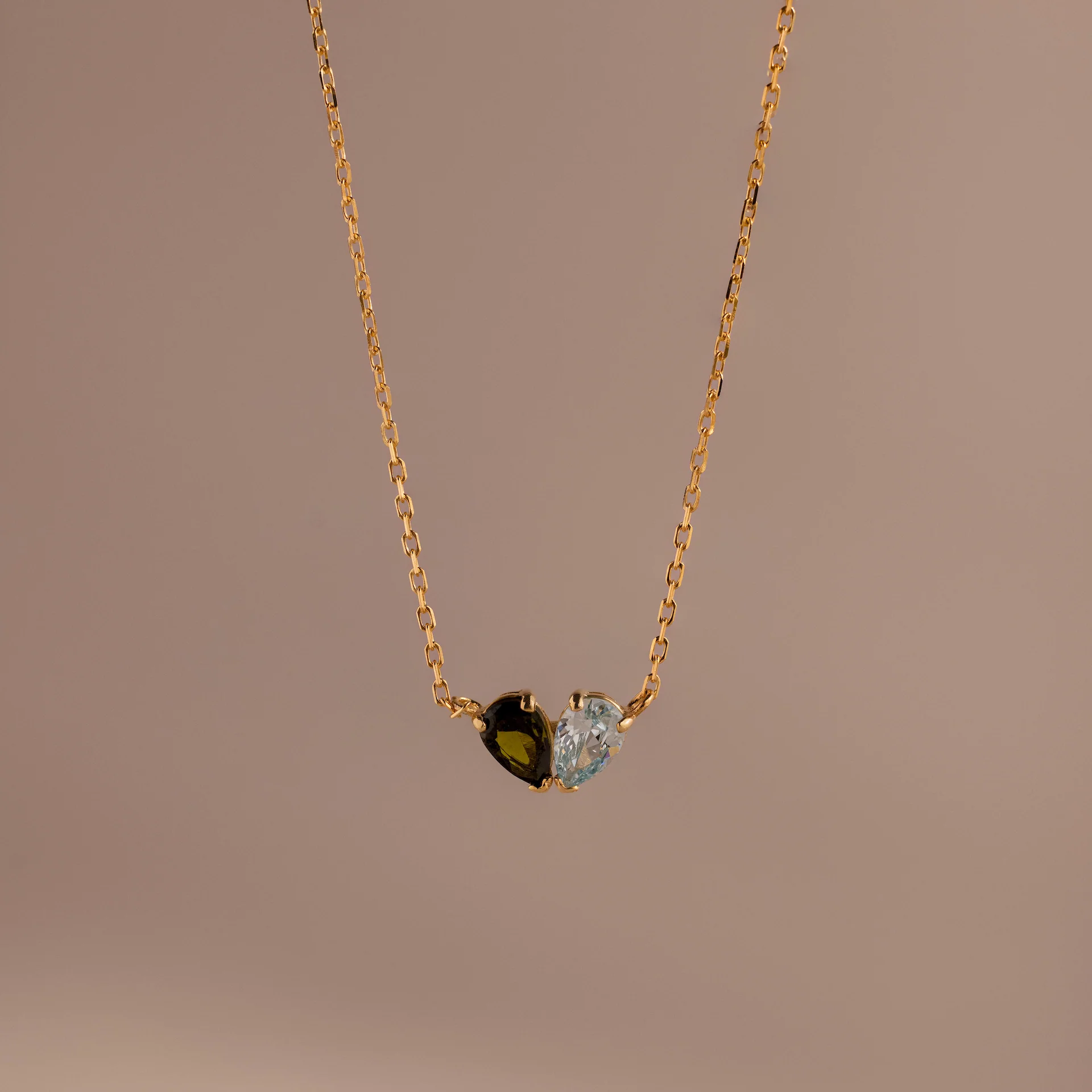 Toi et Moi Teardrop Heart Necklace in 18K Gold - Image 6
