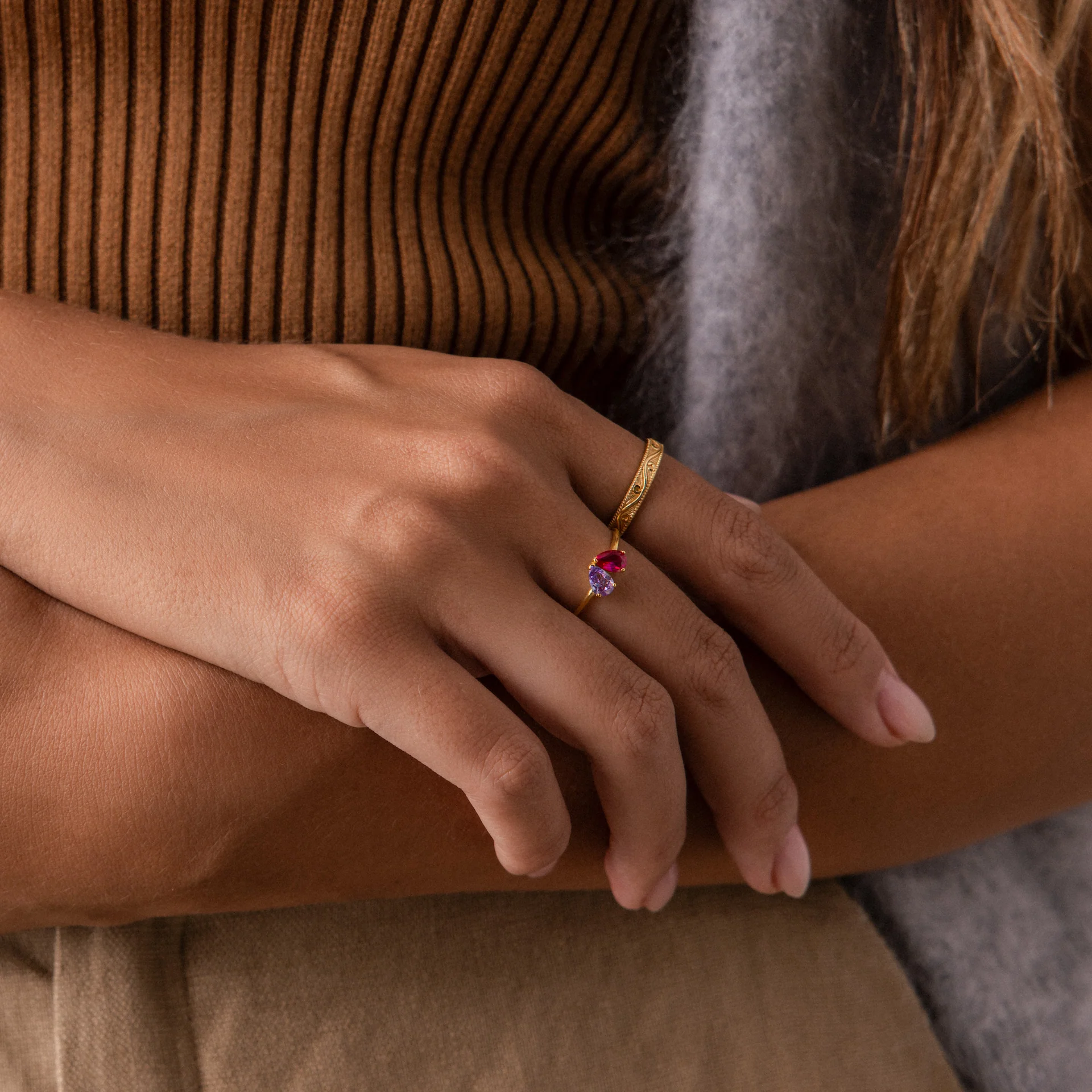 Toi et Moi Teardrop Heart Ring - Image 5