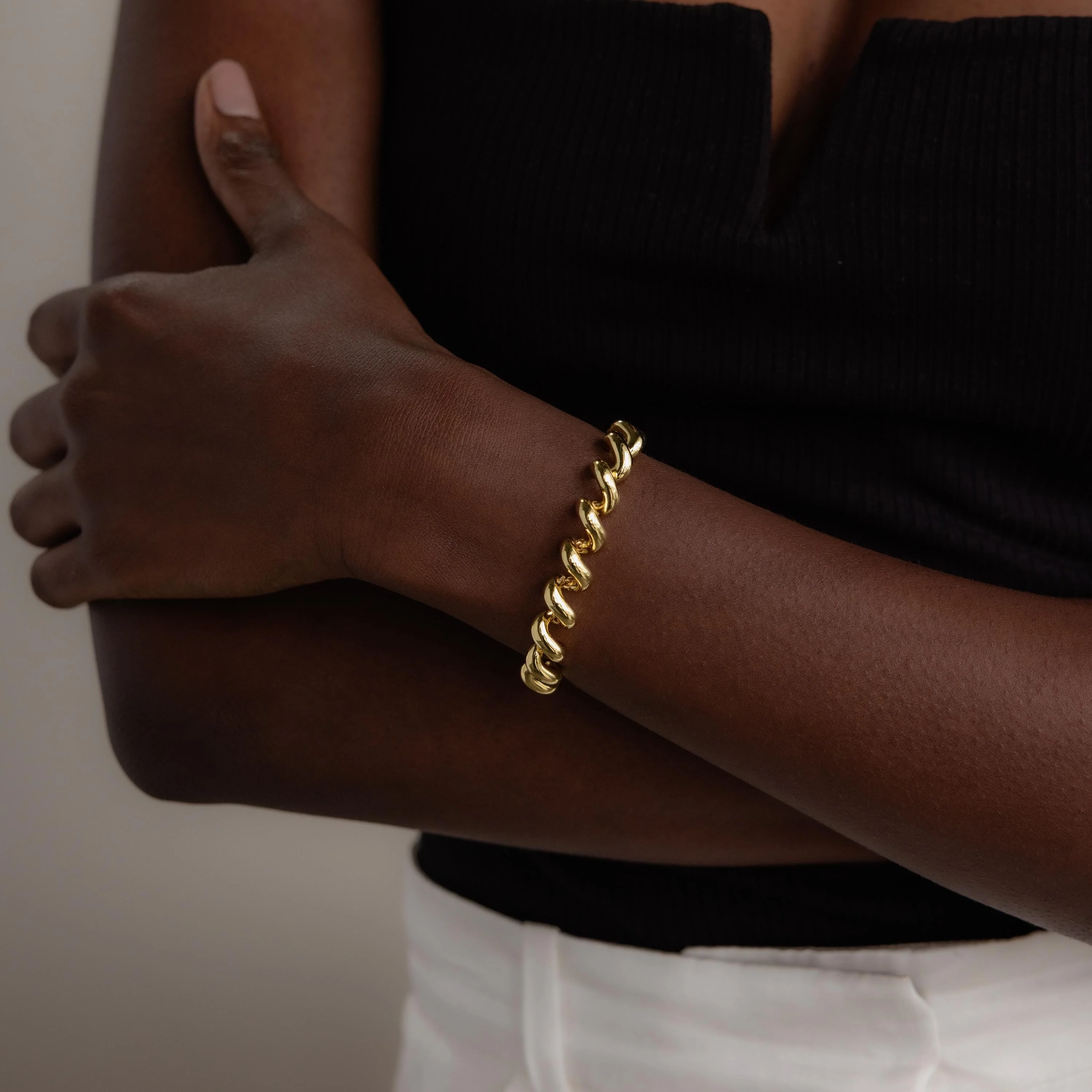 Twisted Chain Bracelet in 18K Gold - Image 4