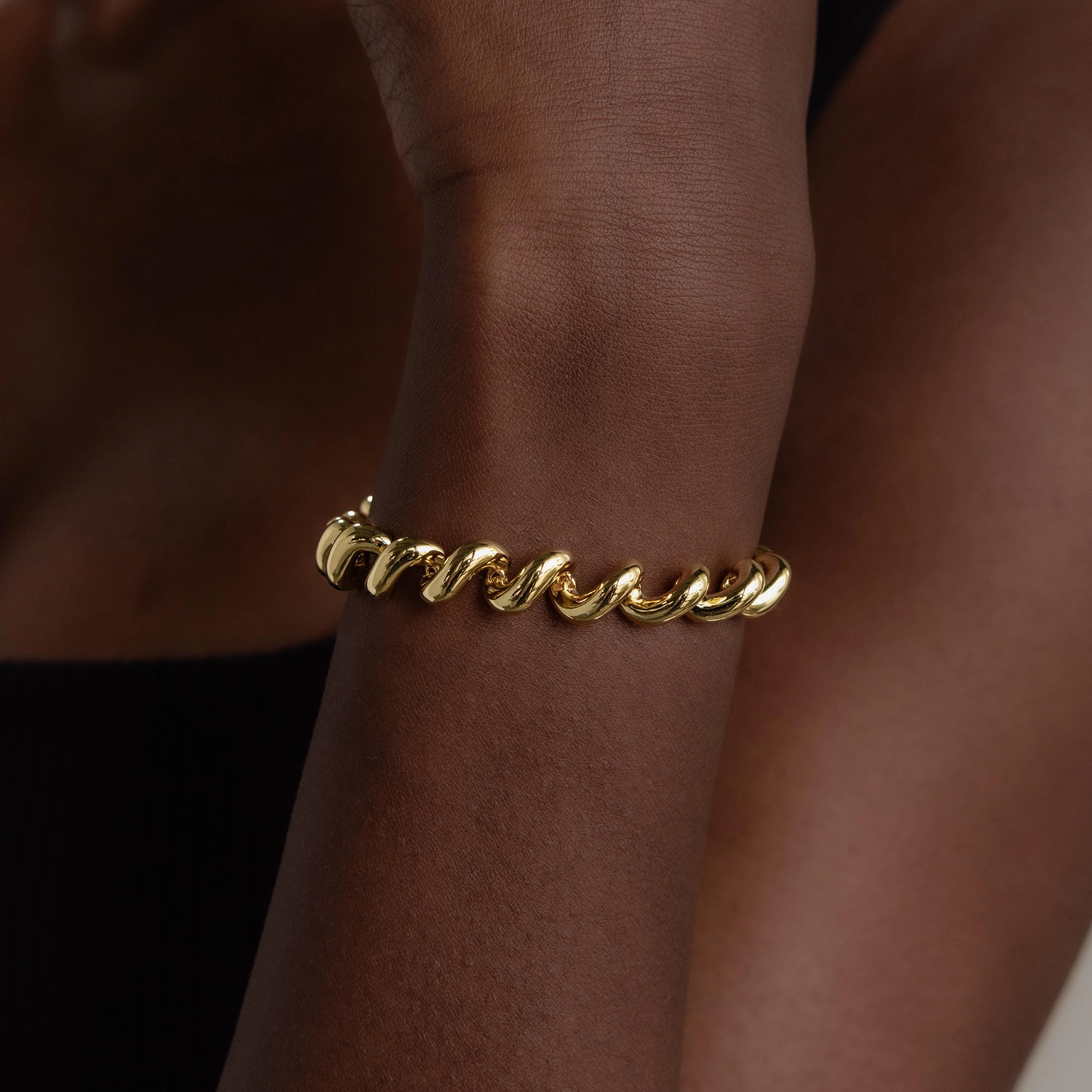 Twisted Chain Bracelet - Image 2