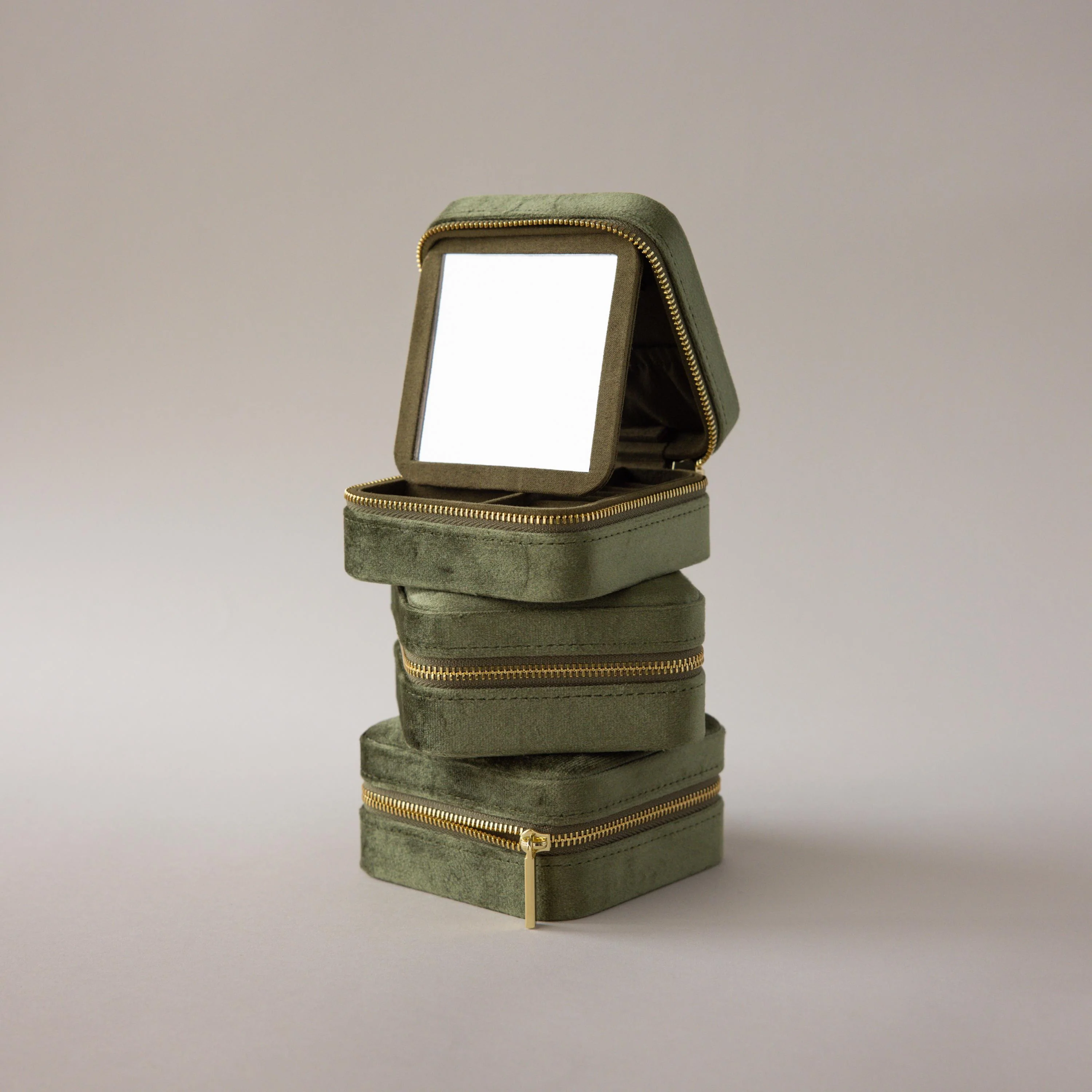 Velvet Mirror Jewelry Box - Image 9