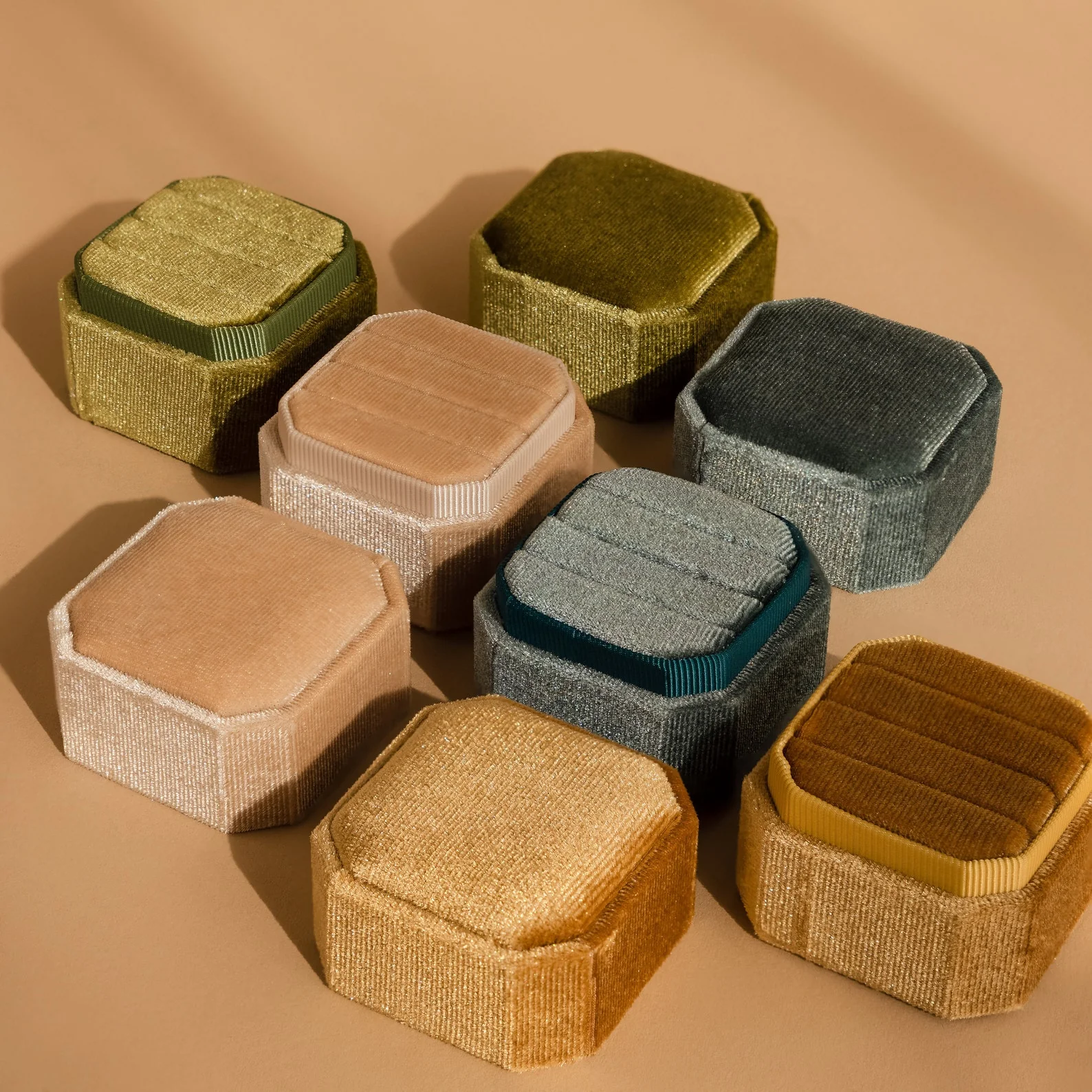 Velvet Ring Box - Image 3