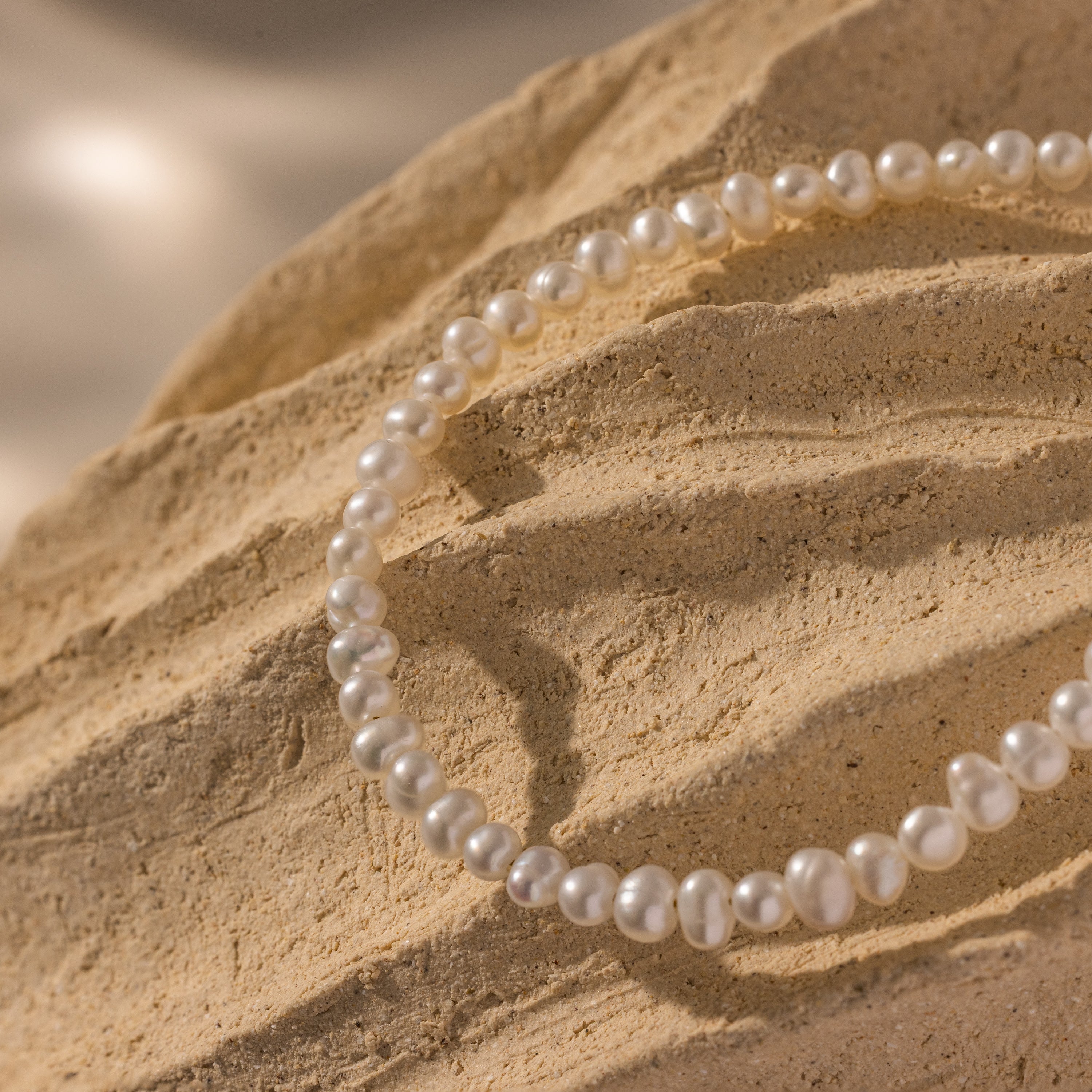 Venus Pearl Bracelet - Image 7