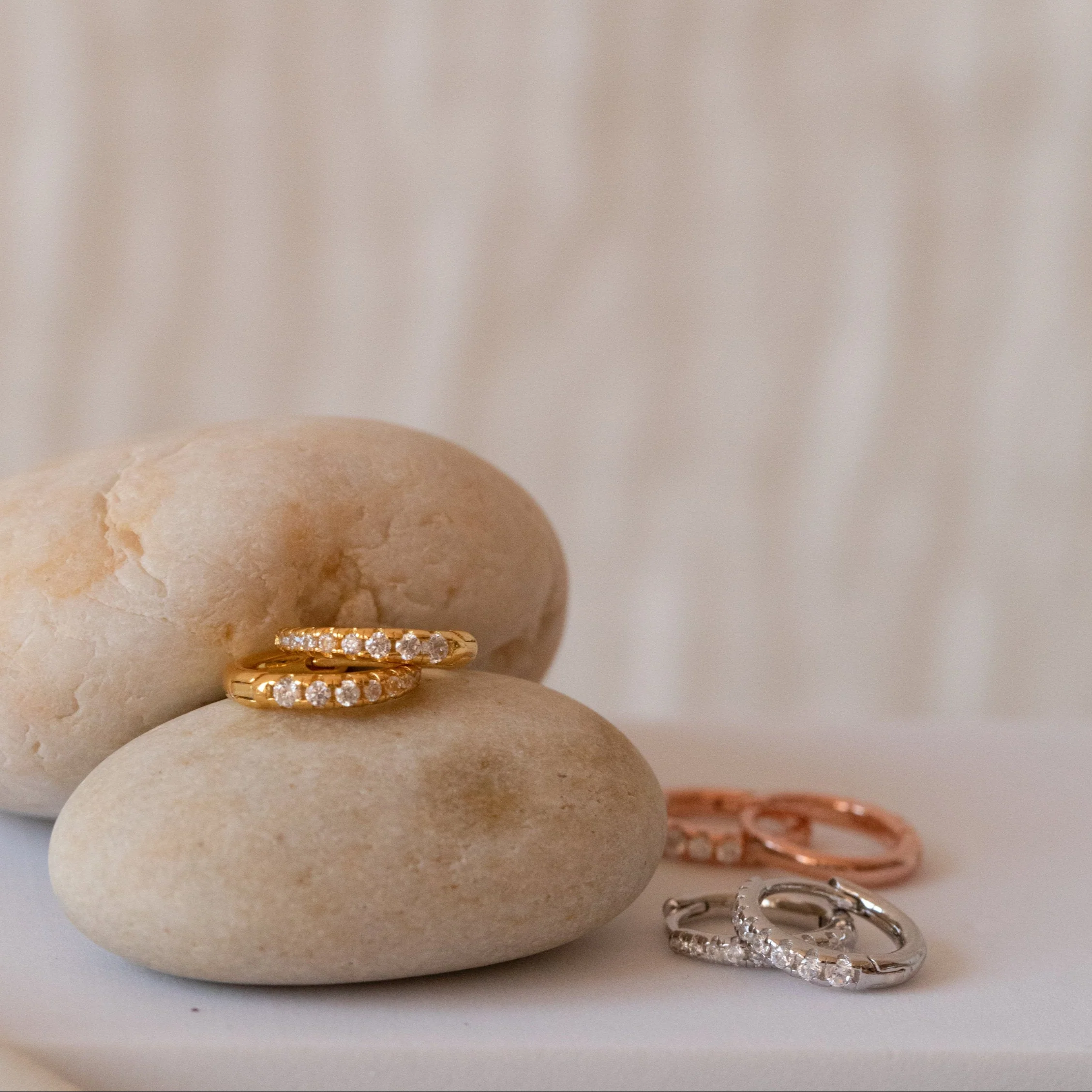 Vera Pave Huggies in Rose Gold