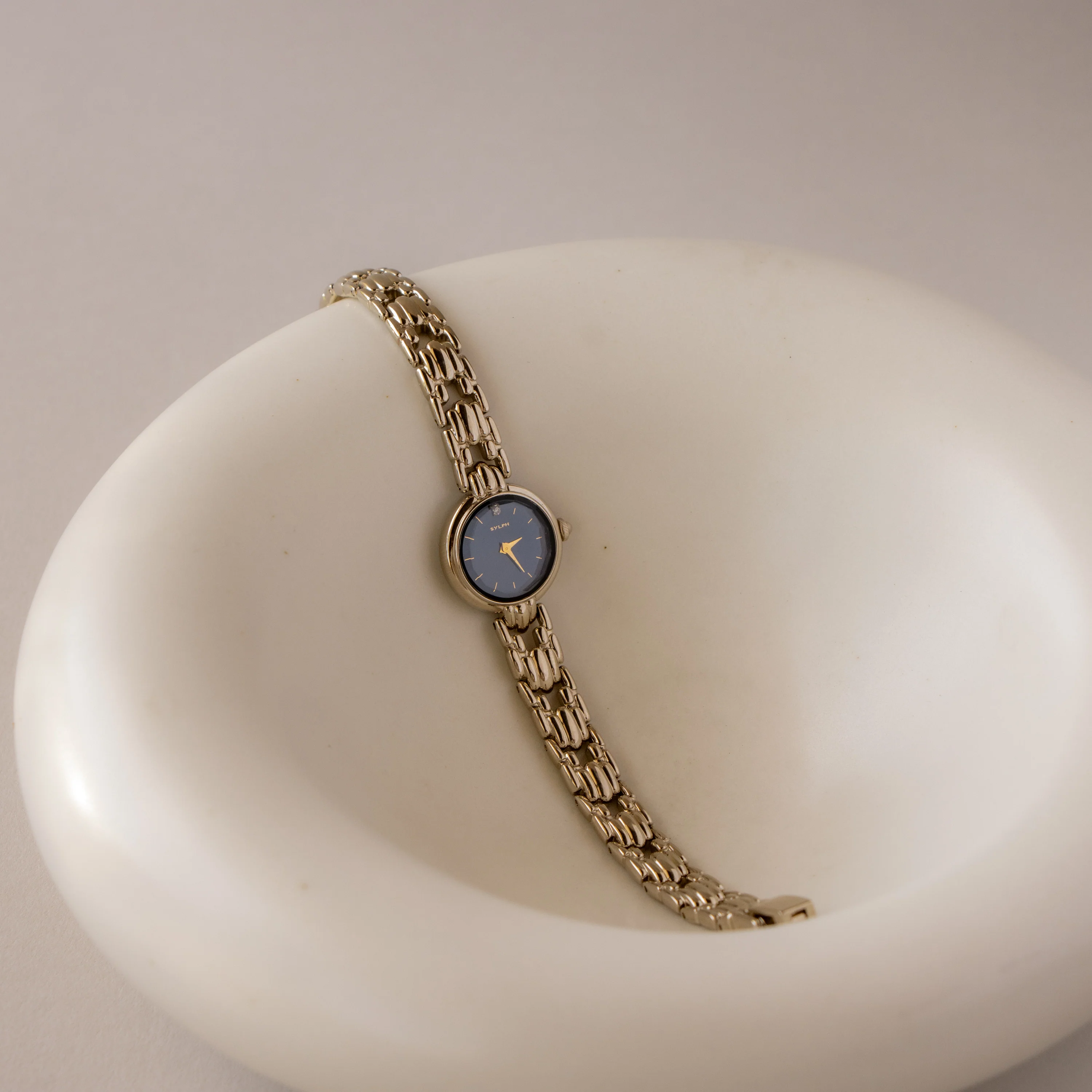 Vintage Citizen Dainty Midnight Silver Watch - Image 2