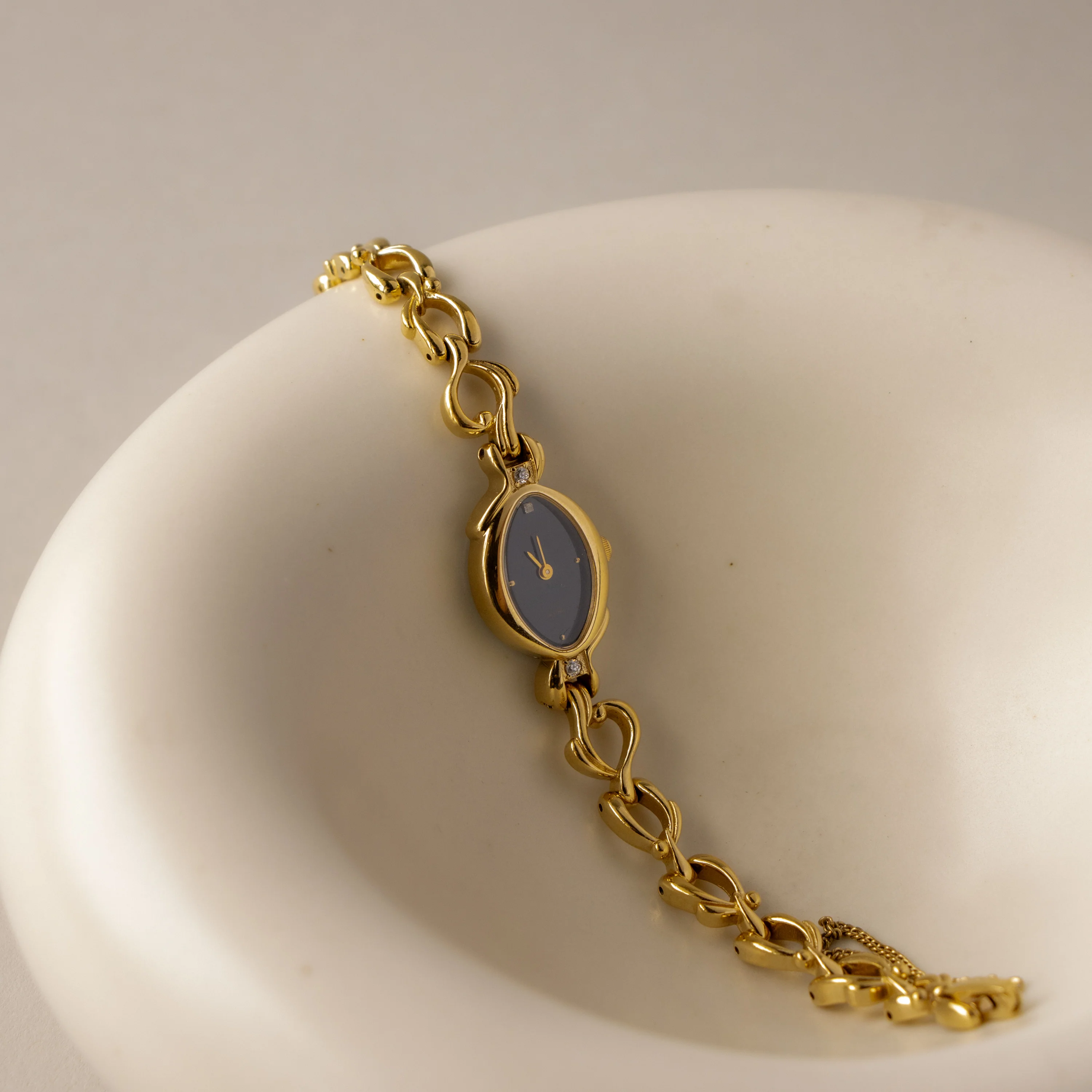 Vintage Rhythm Midnight Oval Gold Watch - Image 2