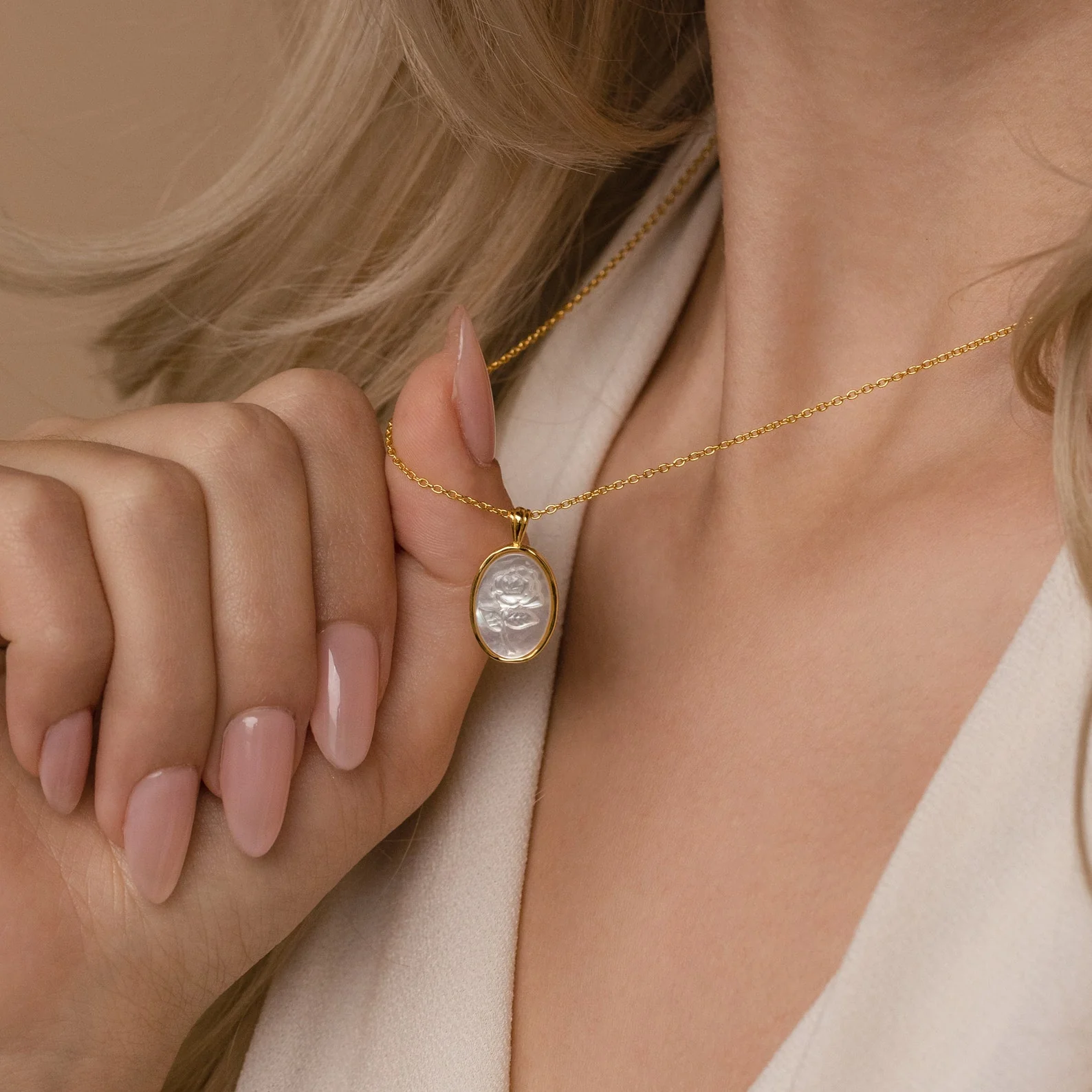Vintage Rose Necklace - Image 6