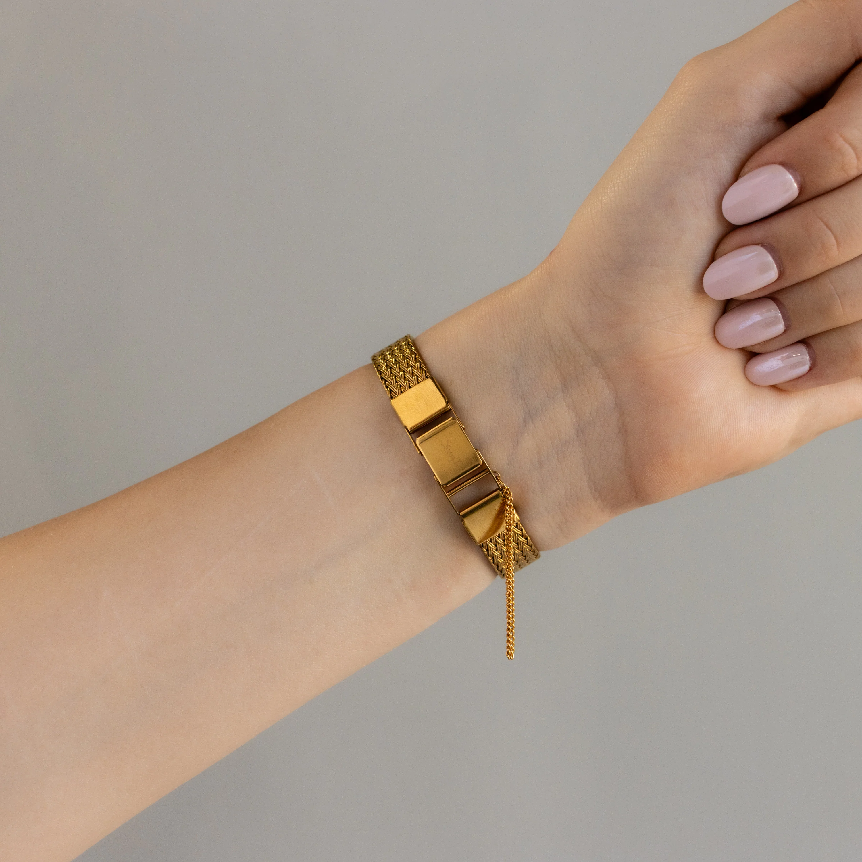 Vintage YSL Rectangular Mesh Gold Watch - Image 3